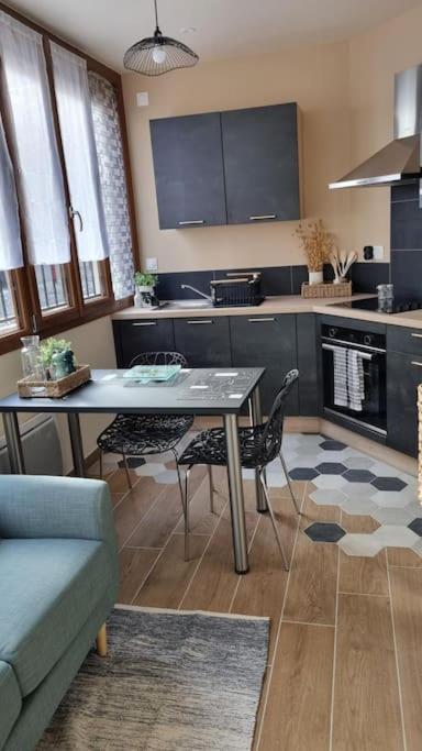 Studio Refait A Neuf Classe 3 Etoiles Châtel-Guyon Εξωτερικό φωτογραφία